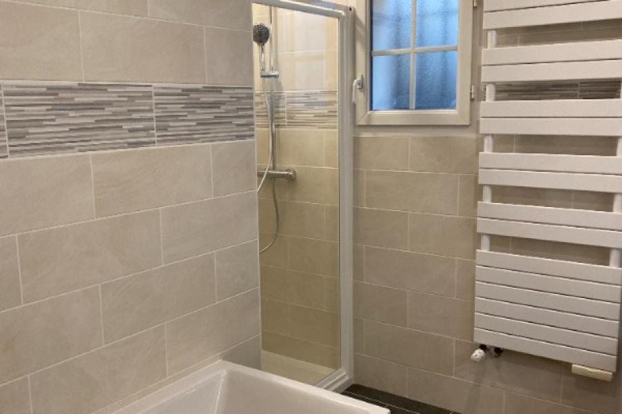 Rénovation total de deux salles de bain, et deux WC dans la région d'Evreux