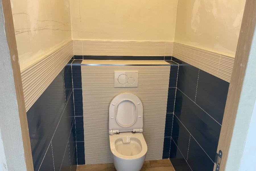 Rénovation et modernisation complète d'un WC à Louviers ..